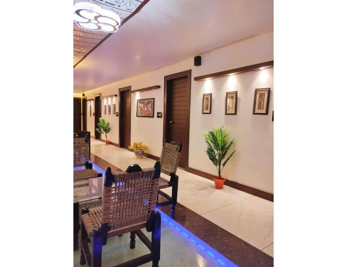 Hotel The Royal, Sehore Екстер'єр фото